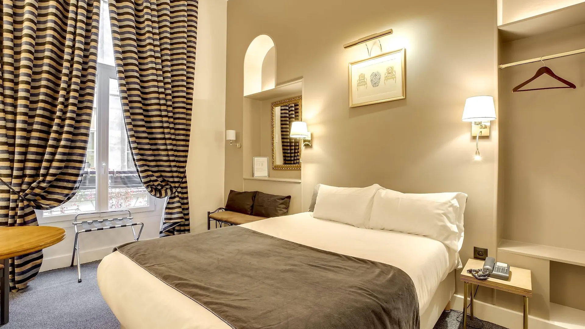 Hotel Opera Maintenon Paris