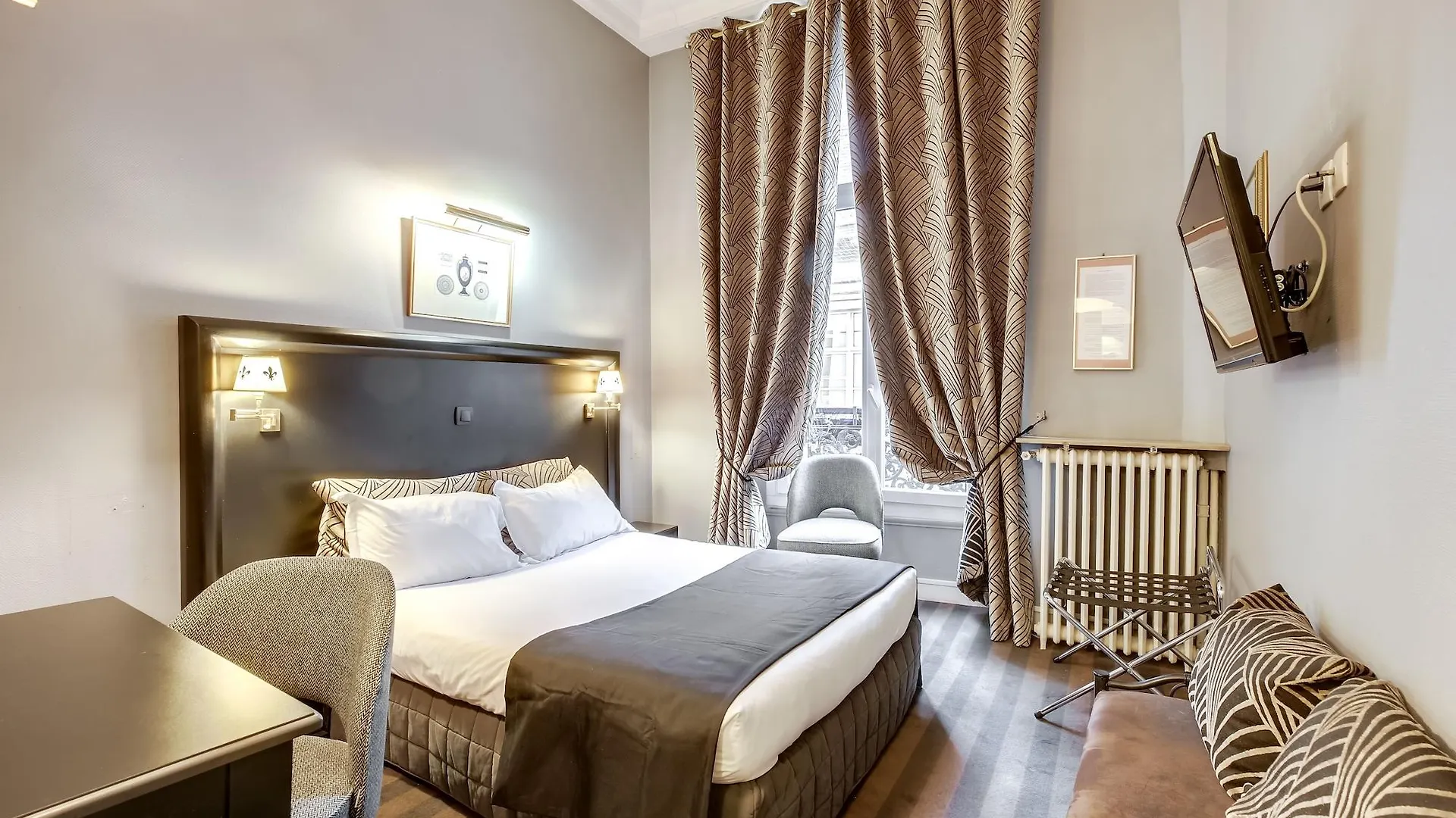 Opera Maintenon Hotel Paris