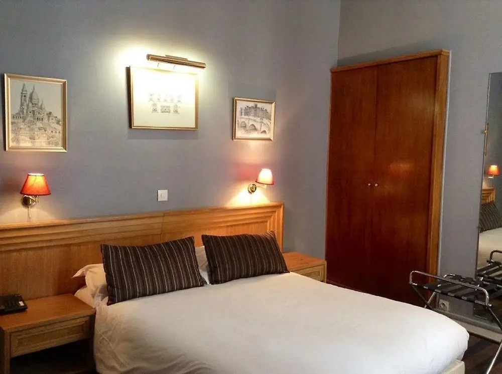 Opera Maintenon 2*